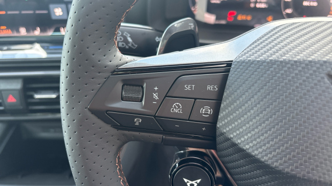 CUPRA Formentor 2.5 TSI 390 VZ5 5dr DSG 4Drive Petrol Estate - Image 17